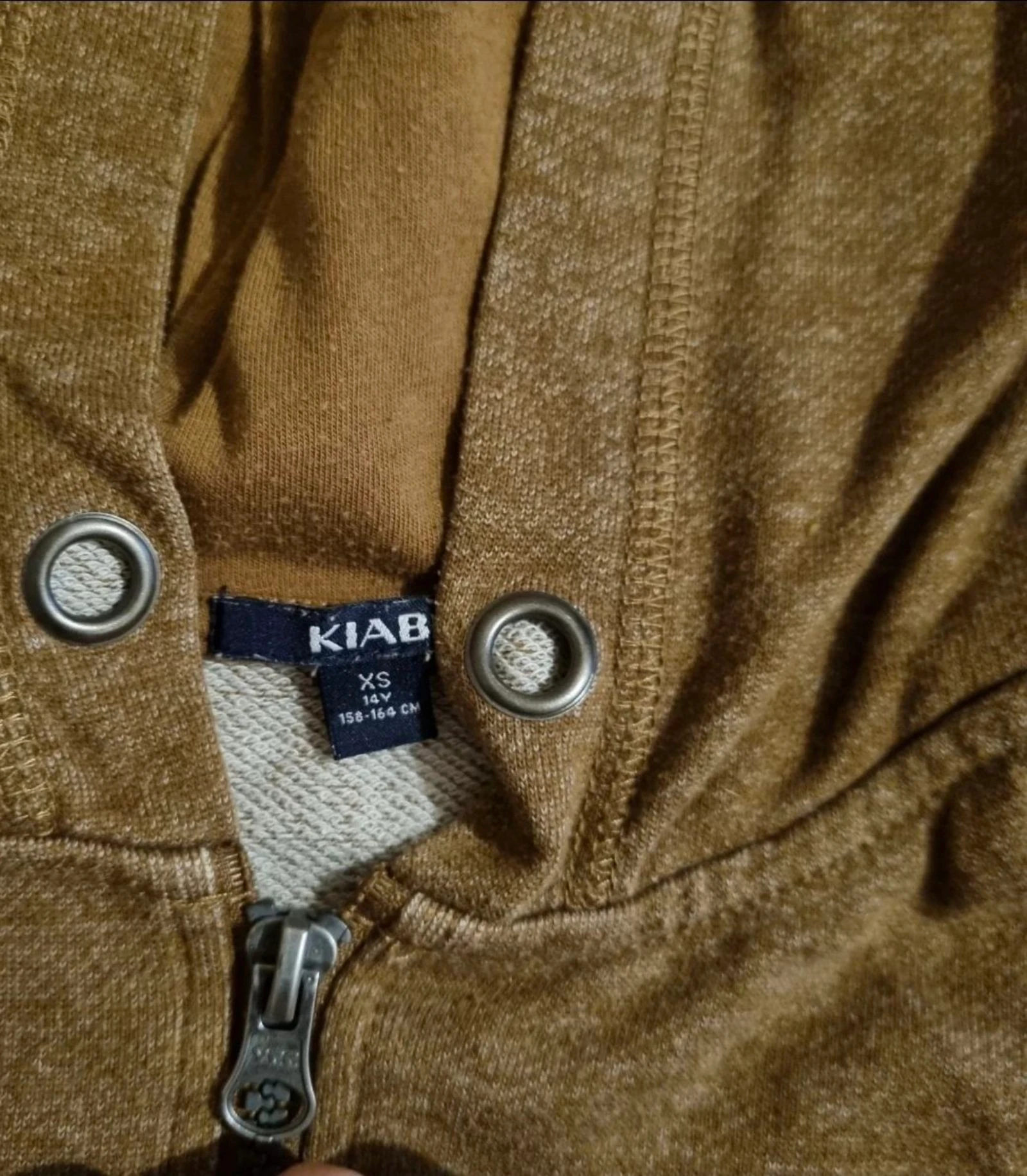 Kiabi trui met rits en capuchon, bruin, maat 14 jaar XS – photo 2